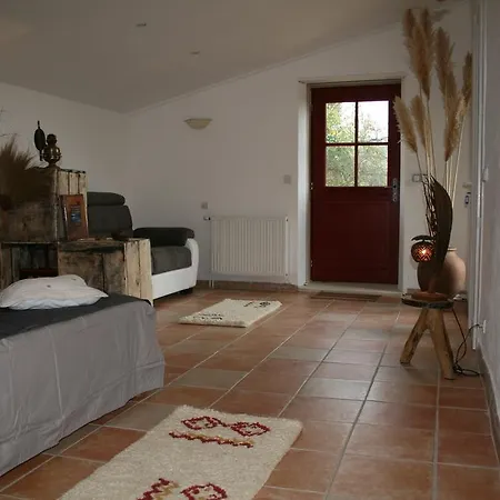 Guest house A La Provencale Eurre